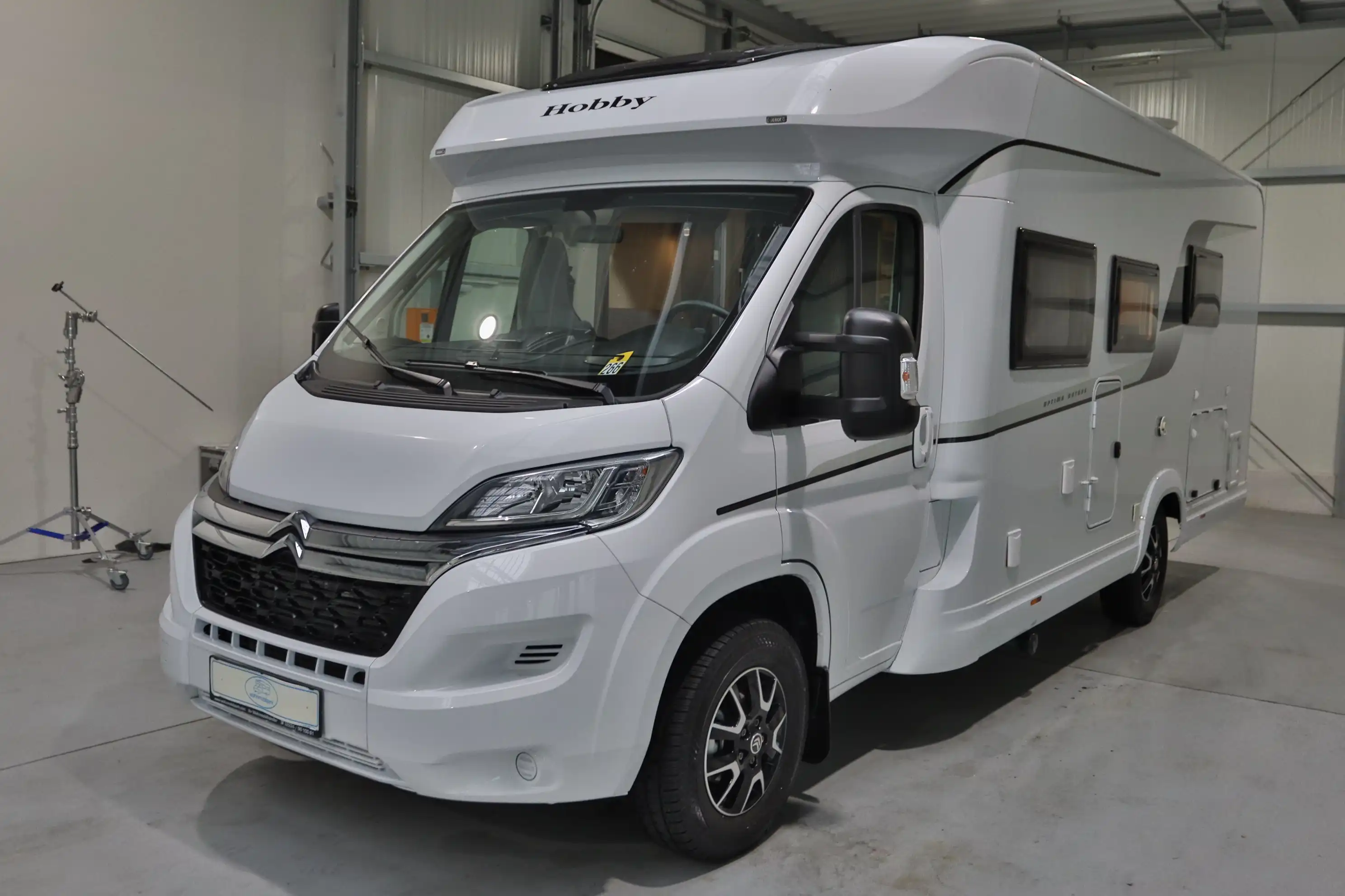 HOBBY Optima Ontour T 70 E